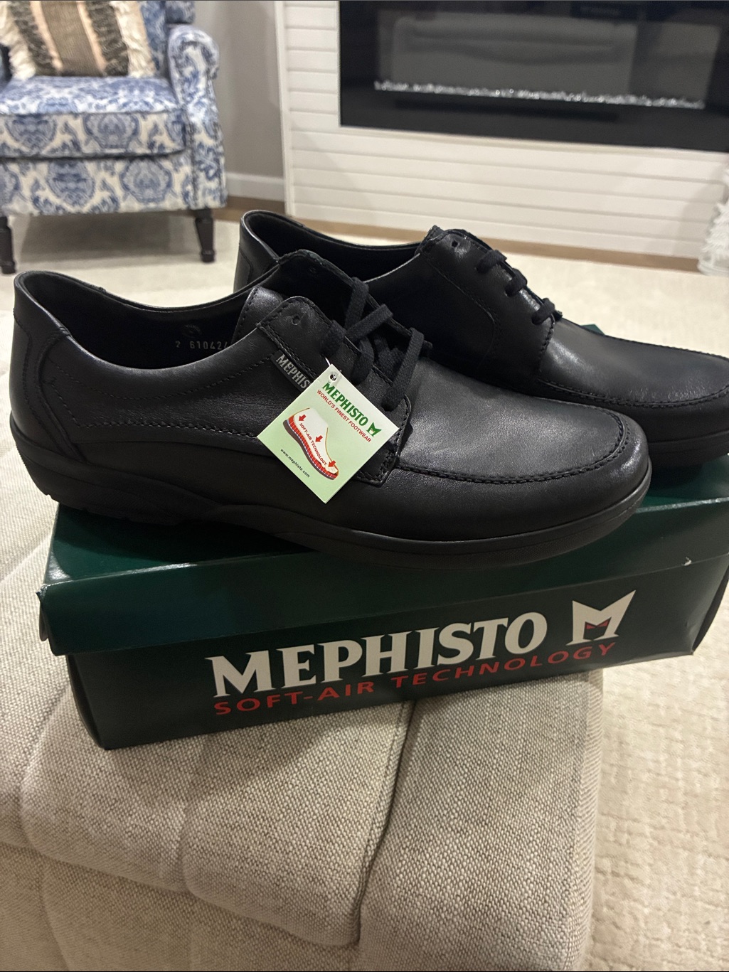 Mephisto Black Leather Lace-Up Oxford Shoes
